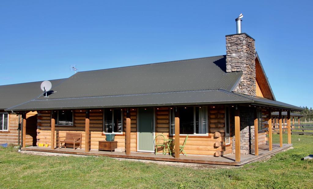 The Log Cottage Rangiora Exterior photo